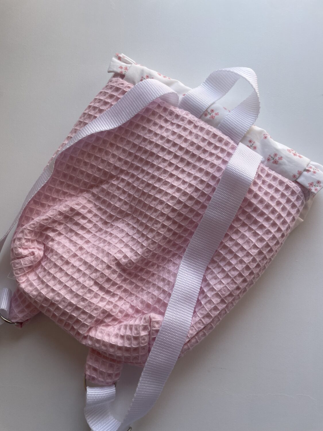Mochila florecitas - Imagen 2